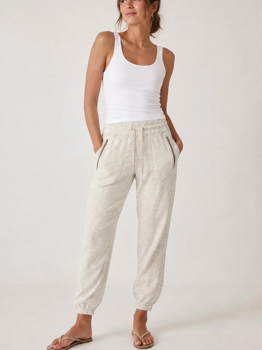 Athleta Cabo Linen Jogger Pants Size 8 Athletic Athleisure Lounge Casual Travel